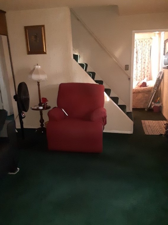 1095 Francis Blvd, New Kensington, PA 15068