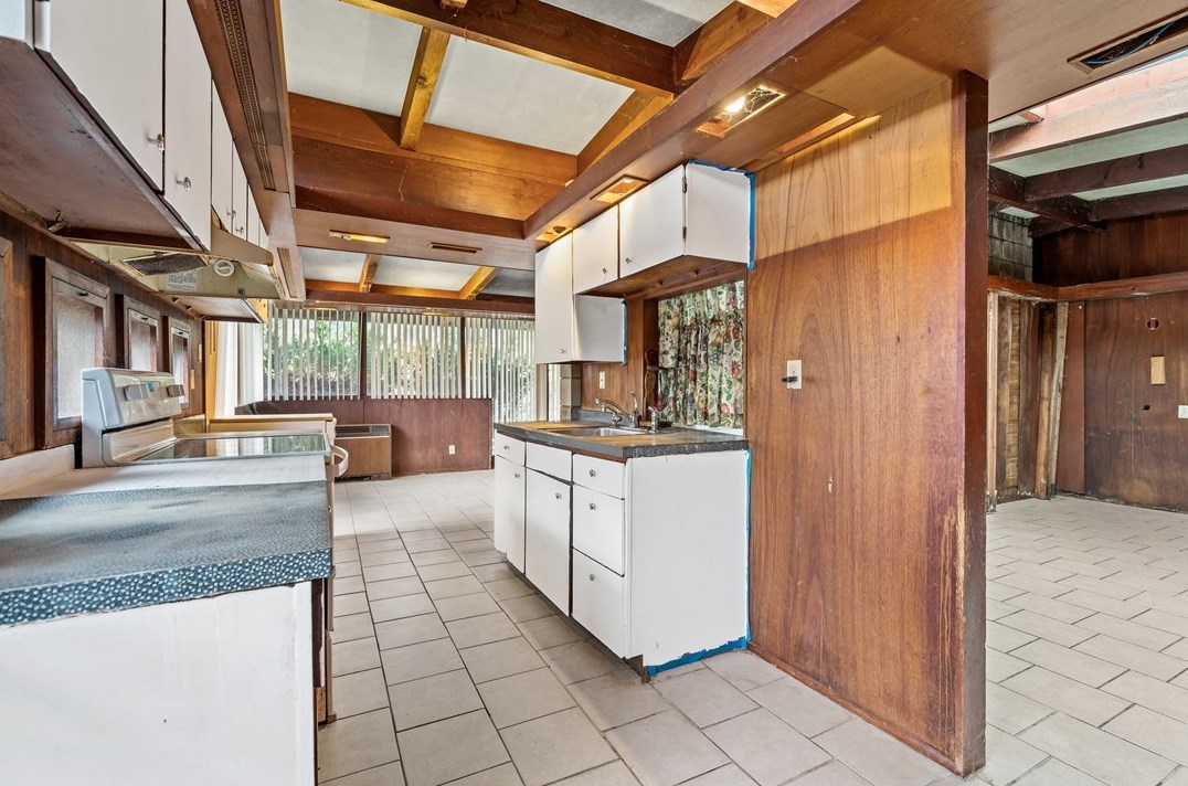 1577 Parkview Dr, Allison Park PA  15101-1727 exterior