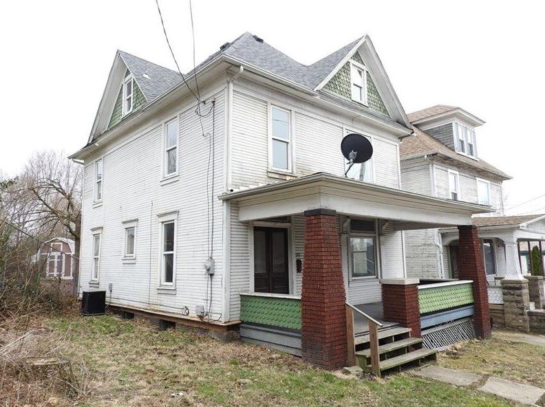 525 Brady St, Butler, PA 16001-5103