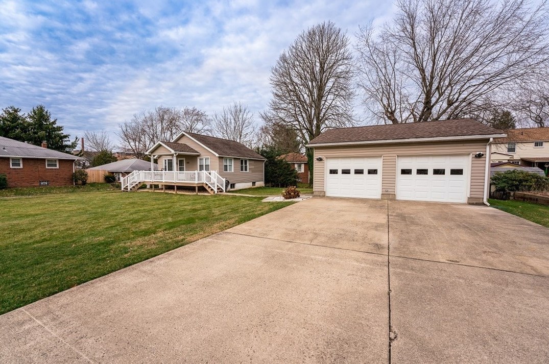 657 Virginia Ave, Indiana PA  15701-3154 exterior