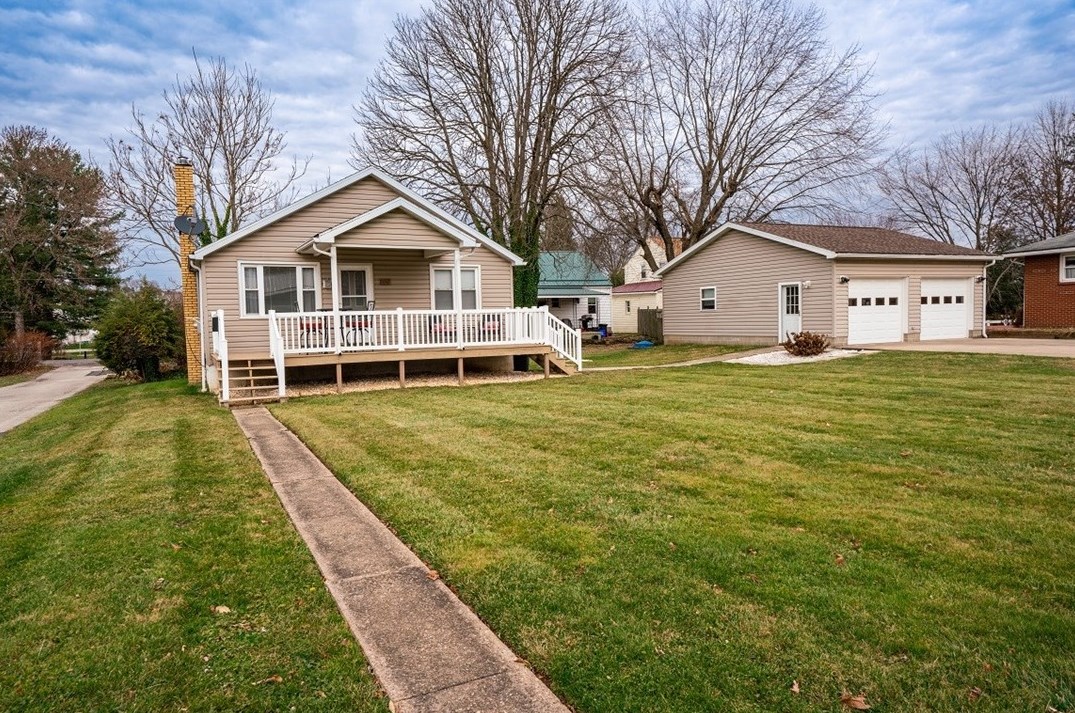 657 Virginia Ave, Indiana PA  15701-3154 exterior