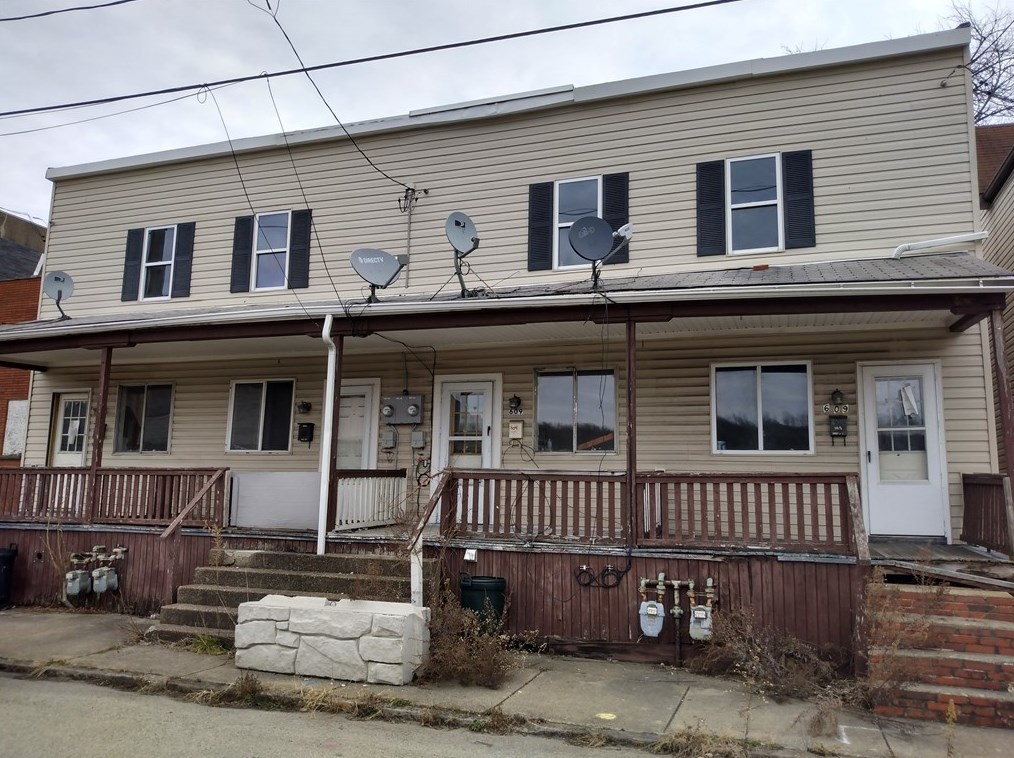 607 Allegheny Ave, Glassport, PA 15045