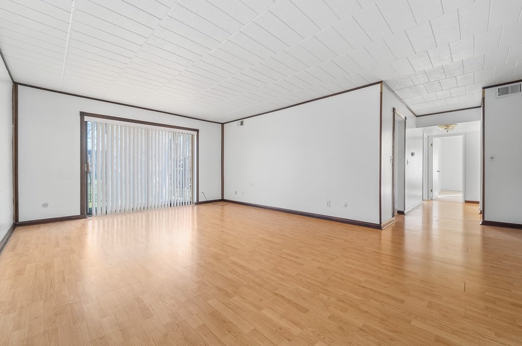 631 Frst Grn Dr, Moon Twp PA 15108-2768 exterior