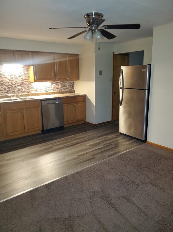 214 Greenside Ave #4, Canonsburg, PA 15317