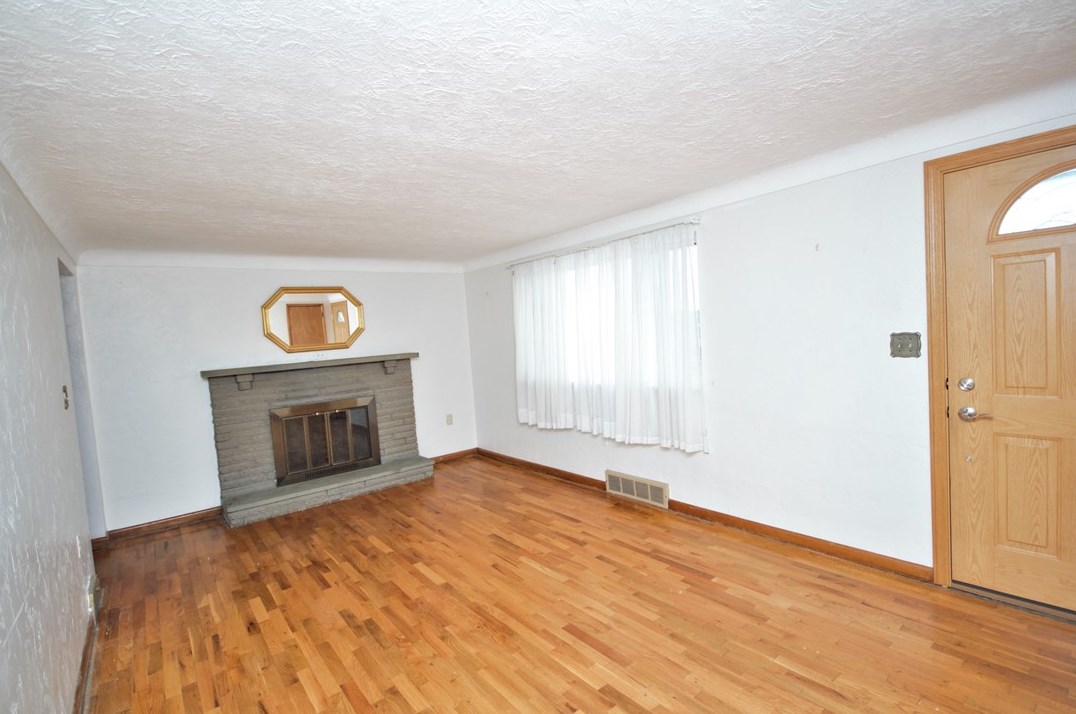 1131 9th, Brackenridge, PA 15014