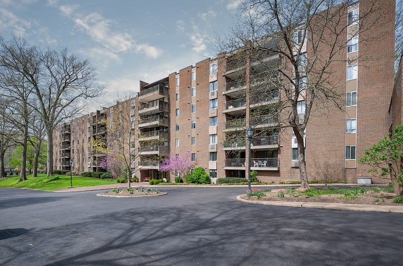 201 Grant #302, Sewickley, PA 15143