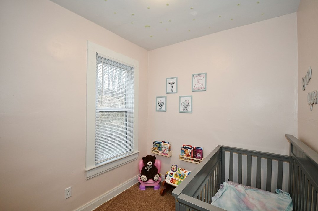 631 Ridge Ave, Collier Township PA  15106-2844 exterior