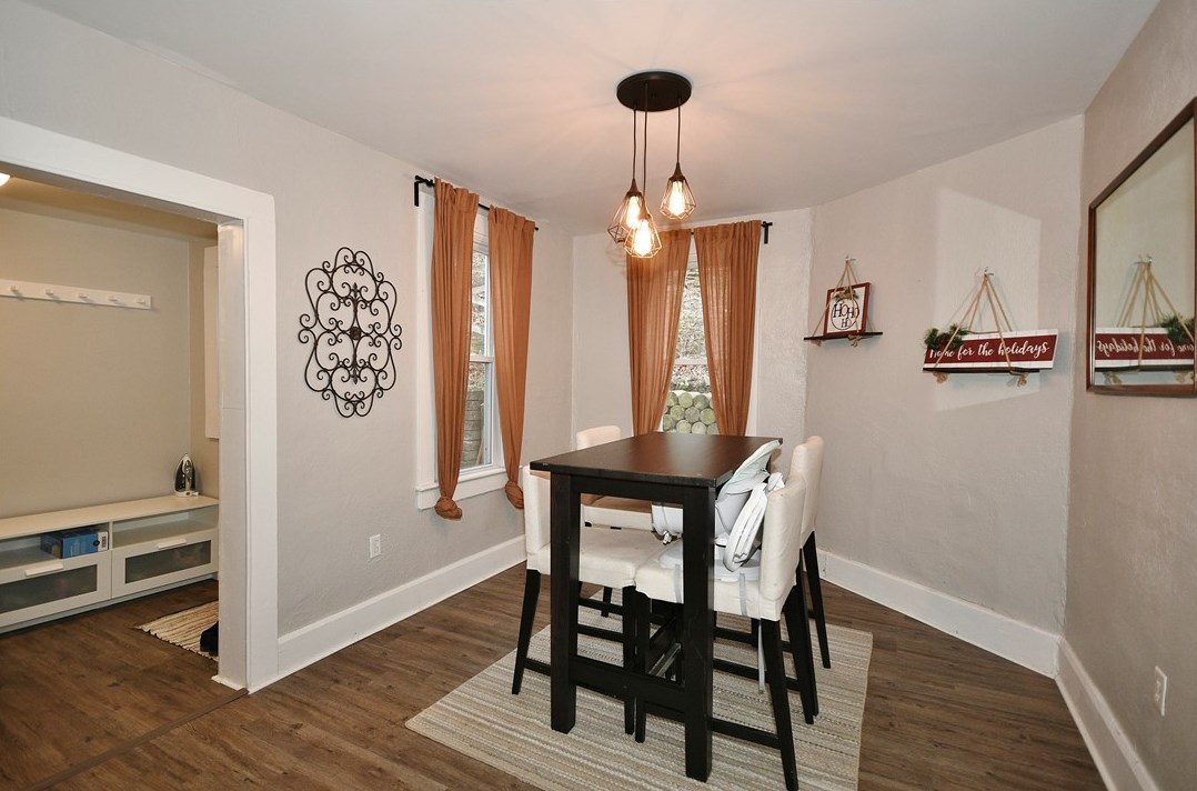 631 Ridge Ave, Collier Township PA  15106-2844 exterior