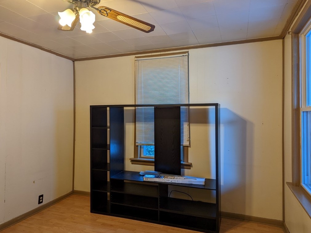 605 3rd St, North Charleroi, PA 15022