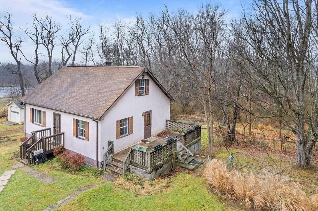 2577 Stonechip Dr, Allison Park, PA 15101