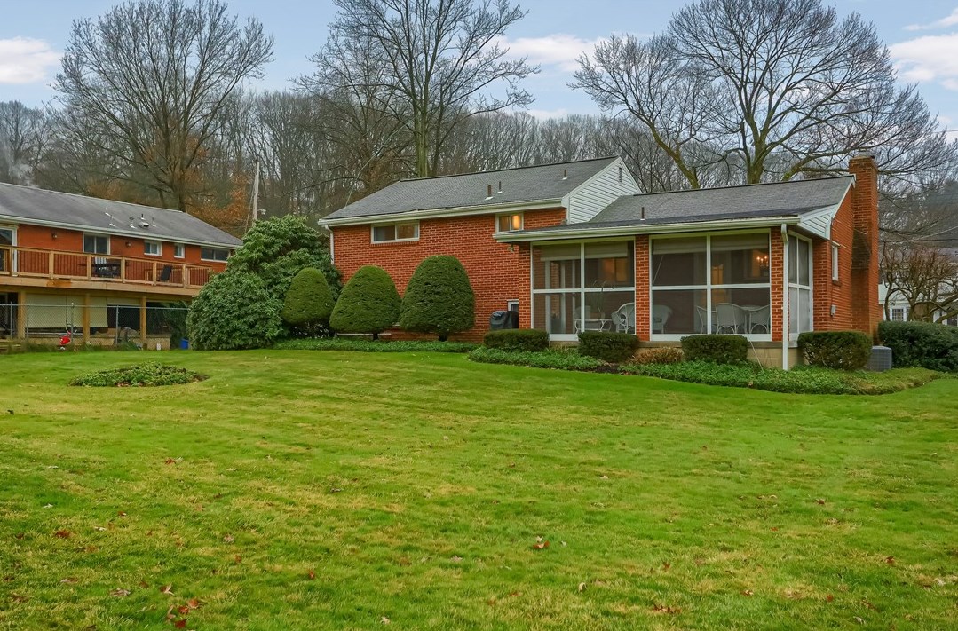 815 Rutgers Dr, Allison Park, PA 15101
