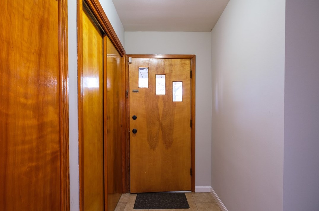 140 James St, Beaver Falls, PA 15010