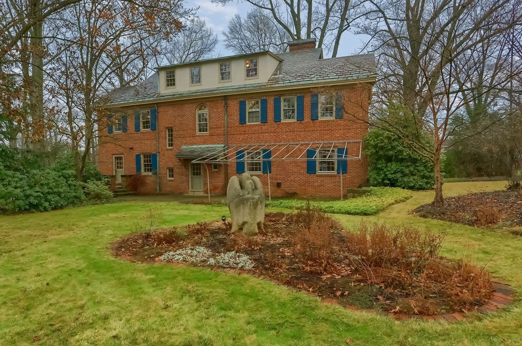 126 E Hazelcroft Ave, New Castle, PA 16105