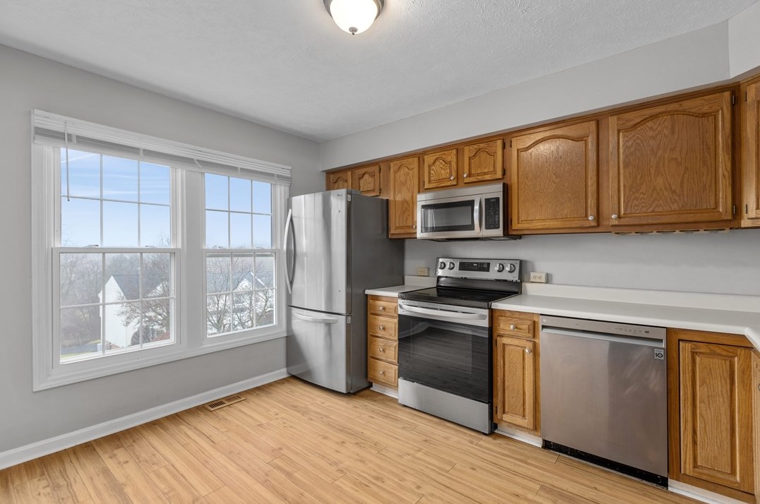 491 Cherryhill Dr, Bridgeville, PA 15017