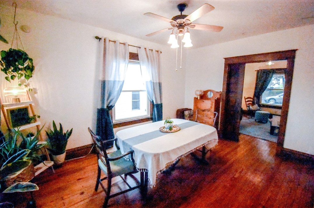 63 12th St, Indiana PA  15701-1672 exterior