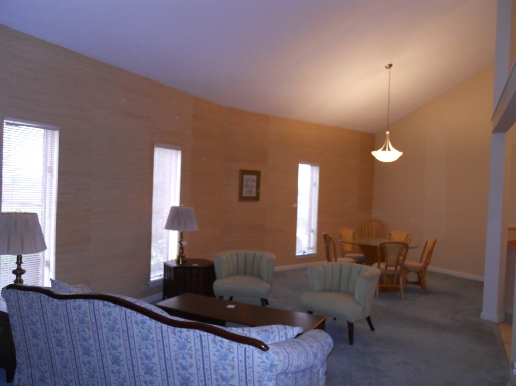 233 Greenwood Dr North, Canonsburg, PA 15317