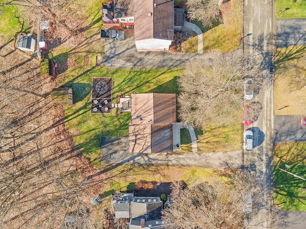 247 Shagbark Dr, Cheswick, PA 15024