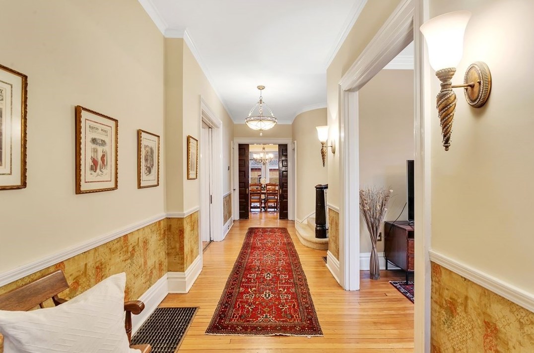 1422 Wightman St, Pittsburgh, PA 15217