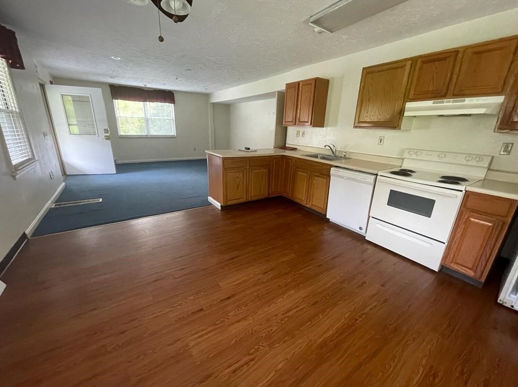 975 Boyce Rd South, Bridgeville, PA 15017
