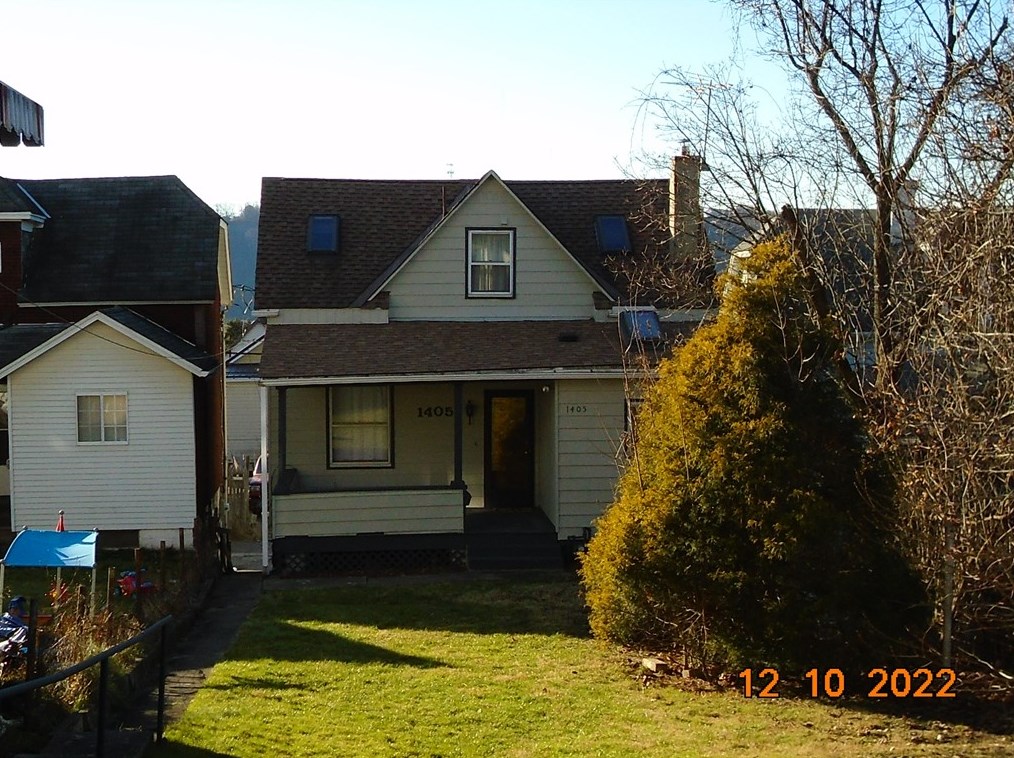 1405 Taylor Ave, New Kensington, PA 15068