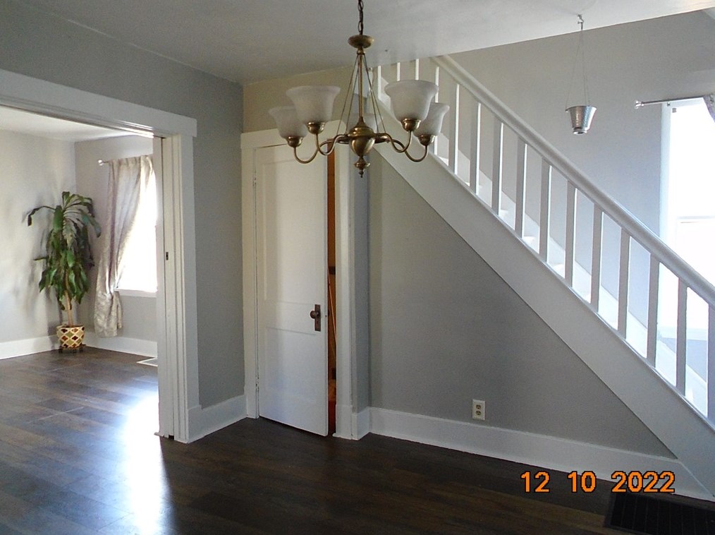 1405 Taylor Ave, New Kensington PA  15068-4155 exterior