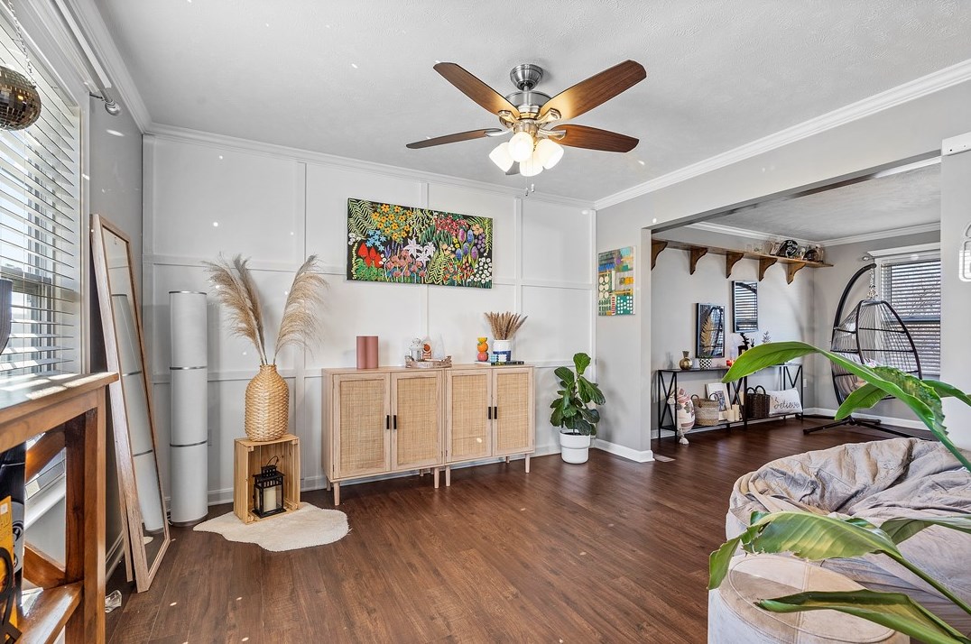 605 Aberdeen Ct, Moon Twp PA  15108-4271 exterior