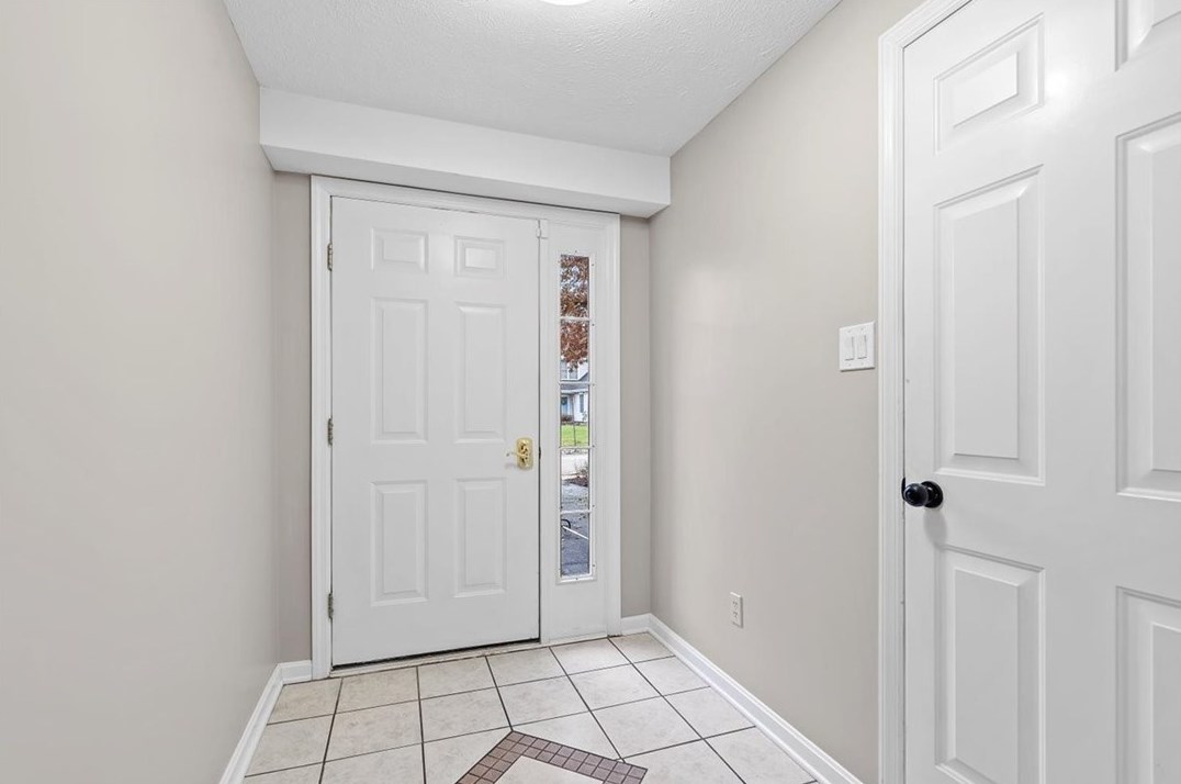 104 Westbrooke Ln, Moon Twp, PA 15108