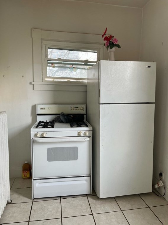 317 N 2nd St, Jeannette, PA 15644