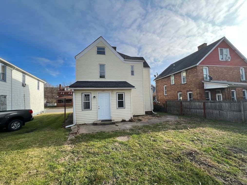 1420 Penn Ave, New Brighton, PA 15066