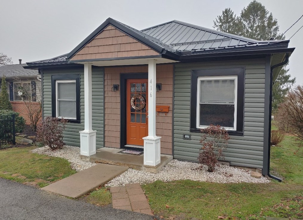 416 16th Ave, Beaver Falls, PA 15010