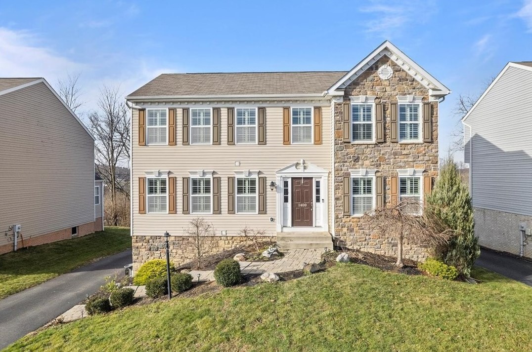 1400 Lucia Dr, Canonsburg, PA 15317