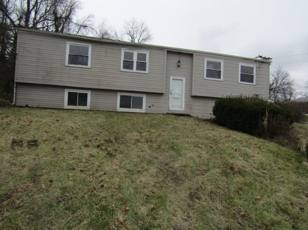 1023 Taylor St, North Versailles, PA 15137-2129