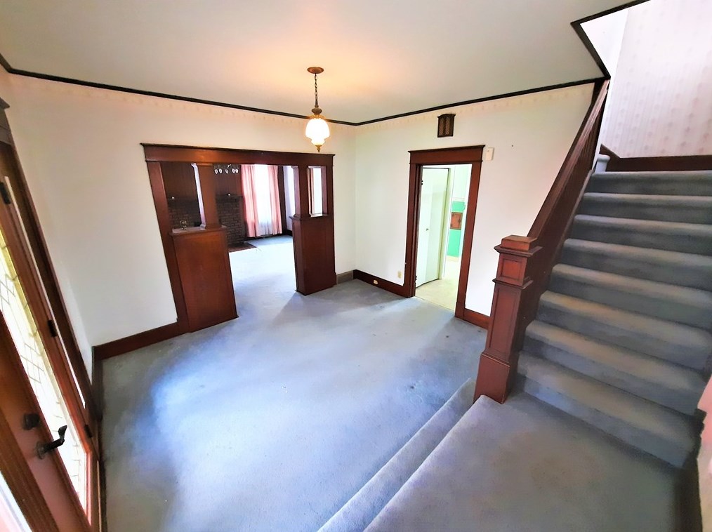 427 Hazen Ave, Ellwood City, PA 16117