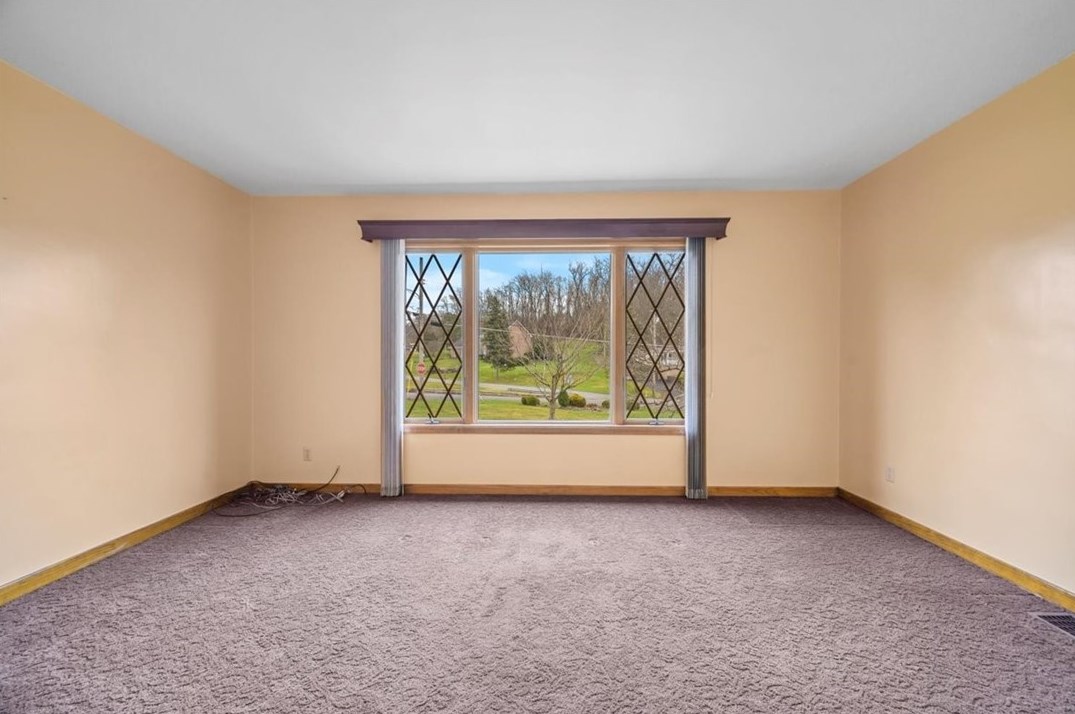 797 Locust Ave, Washington PA 15301-2739 exterior