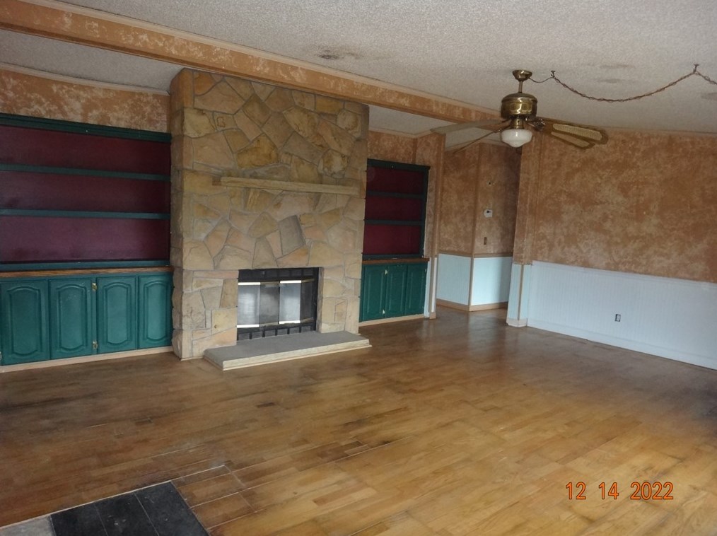 471 Millburn Rd, Mercer, PA 16137-3825