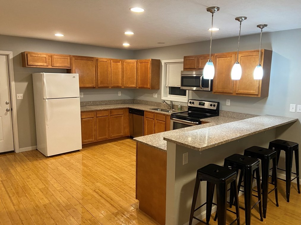 260 W Cooper St, Slippery Rock, PA 16057