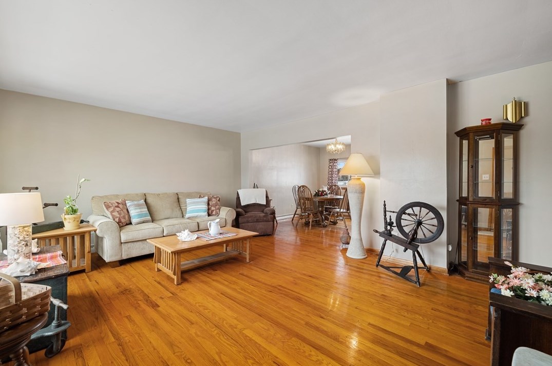 3012 Wallace St, New Kensington, PA 15068