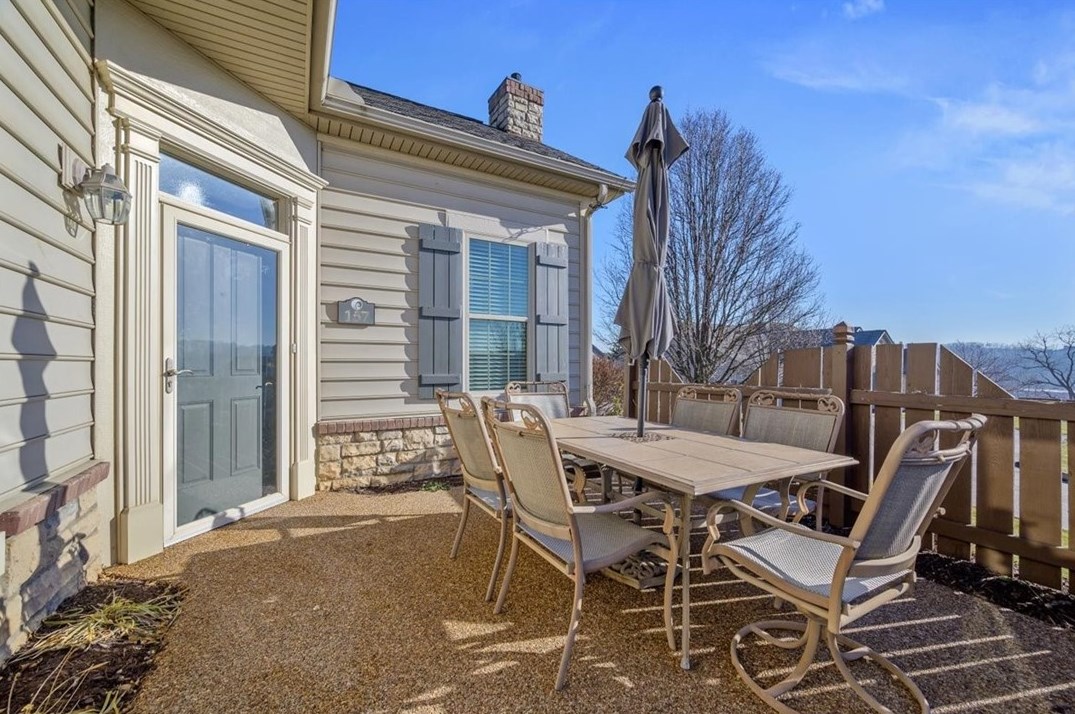 157 Glen Arden Cir, Washington, PA 15301-6112