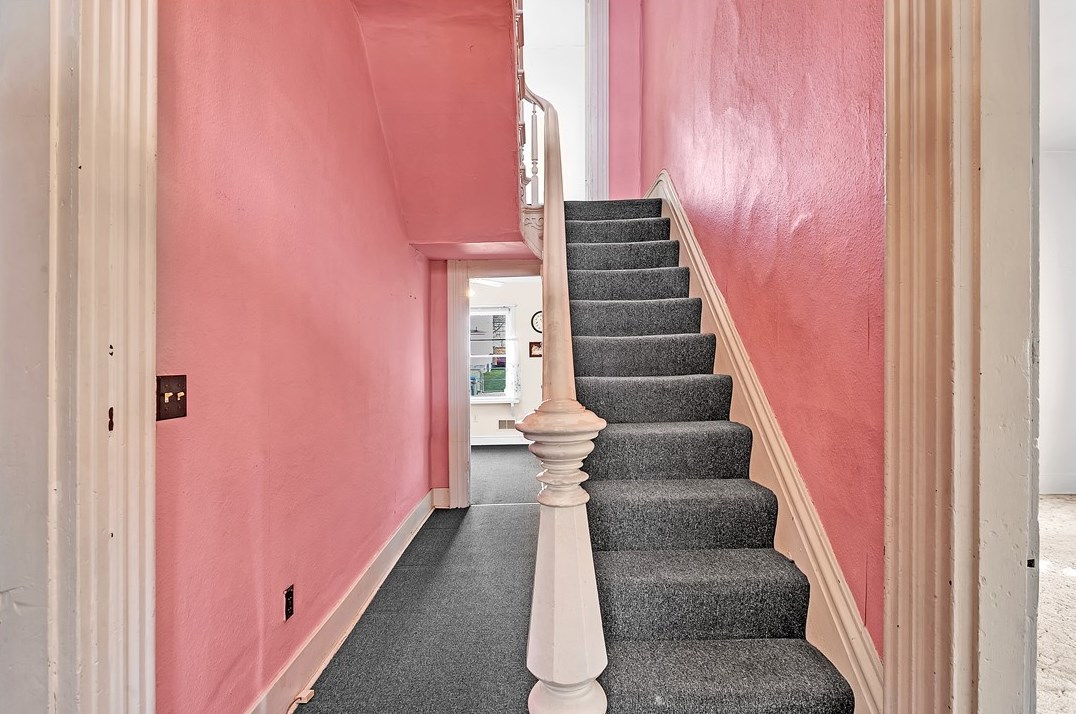 213 Penn St, Verona, PA 15147
