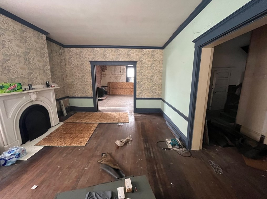 701 Mckean St, Kittanning PA  16201-1254 exterior