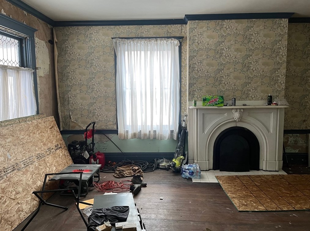 701 Mckean St, Kittanning PA  16201-1254 exterior