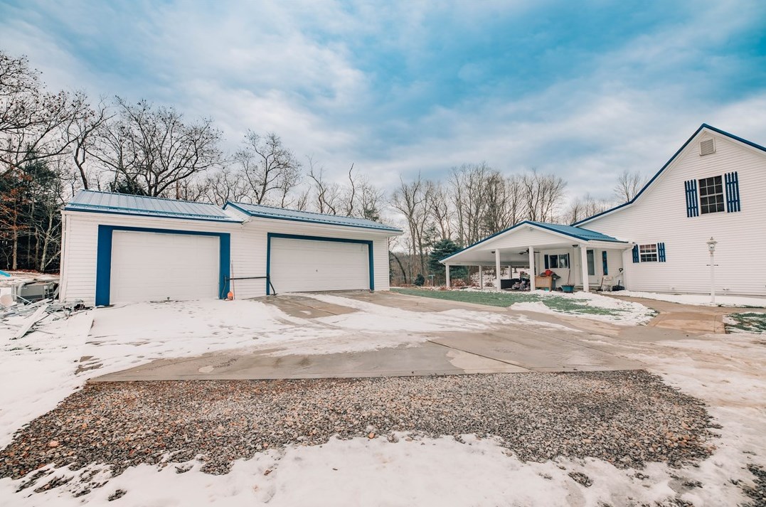 1888 Dayton Rd, Dayton, PA 16222