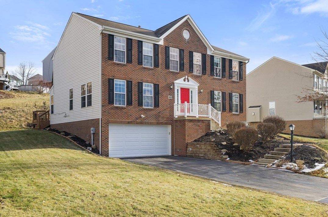 5205 Forest View Dr South, Mc Donald, PA 15057