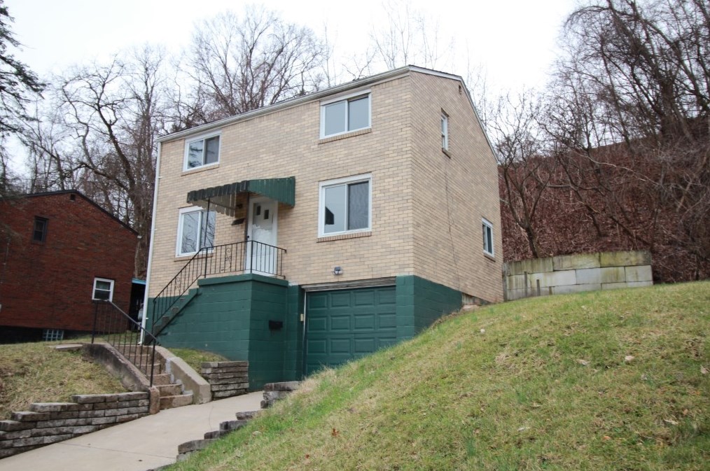8106 Chaske St, Verona, PA 15147