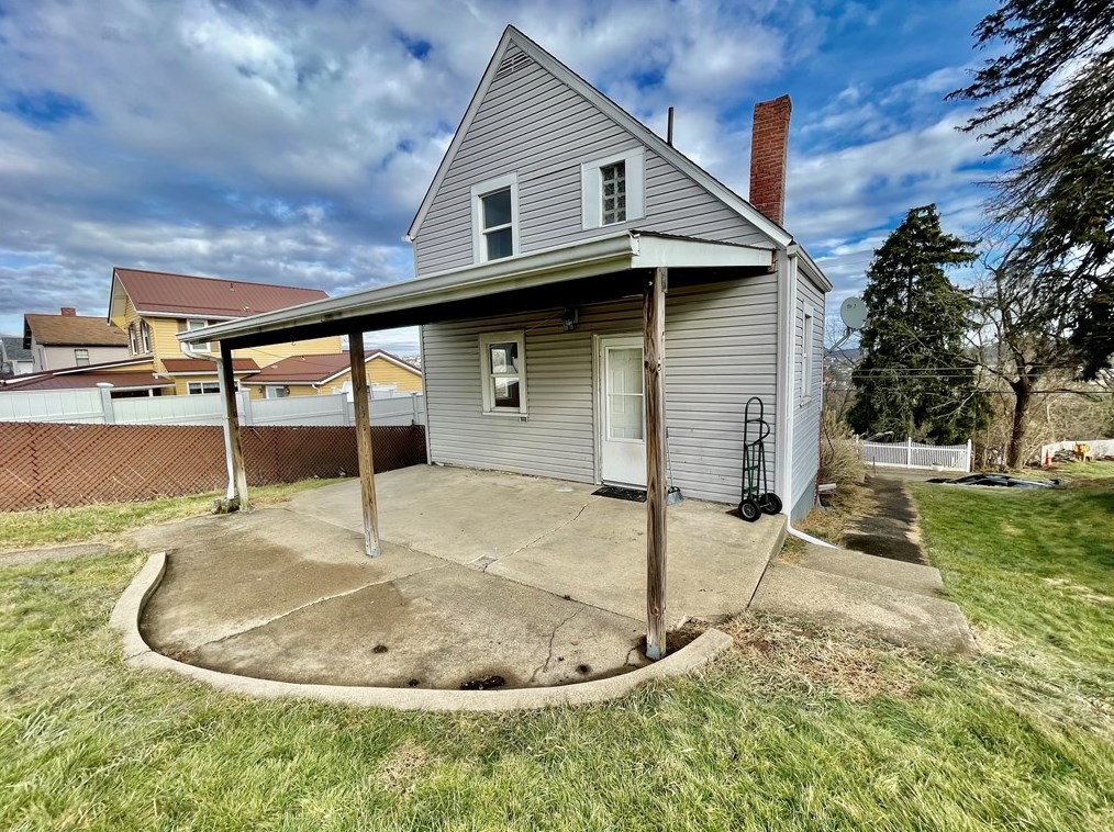 437 Highfield Ave, Canonsburg, PA 15317
