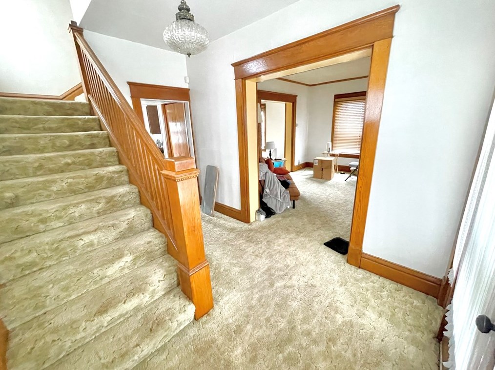 932 Beckford St, New Castle, PA 16101