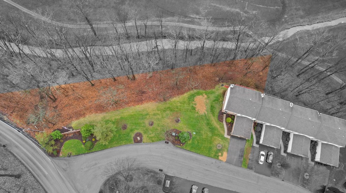 7001 Clubview Dr South, Bridgeville, PA 15017