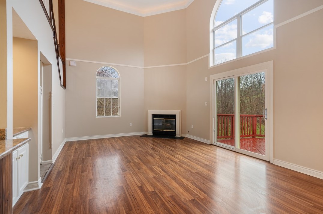 7001 Clubview Dr, Bridgeville PA  15017-1097 exterior