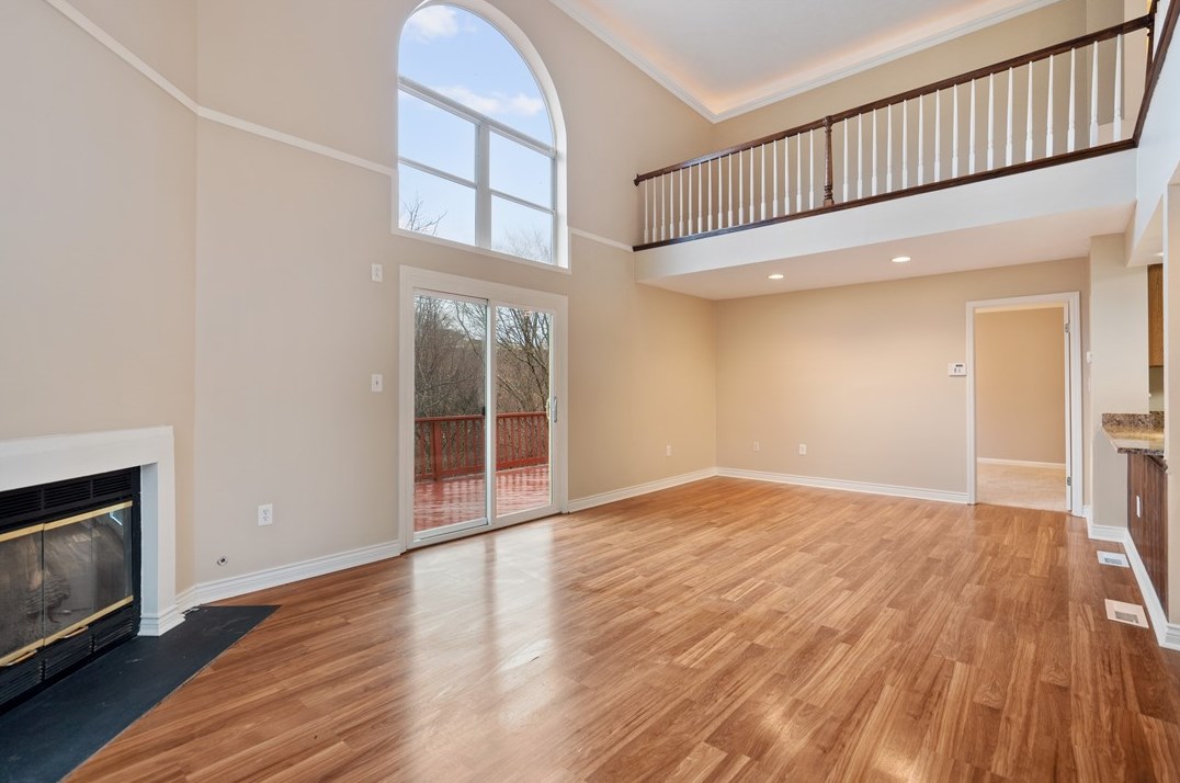 7001 Clubview Dr, Bridgeville PA  15017-3600 exterior