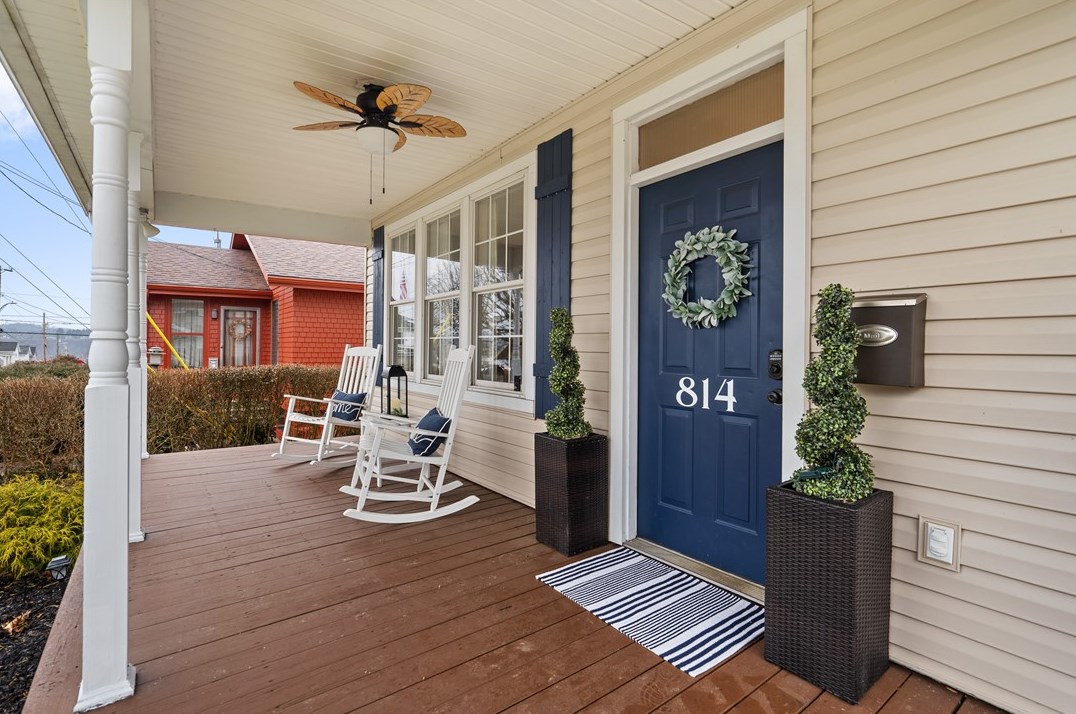 814 Shutterly St, California, PA 15419